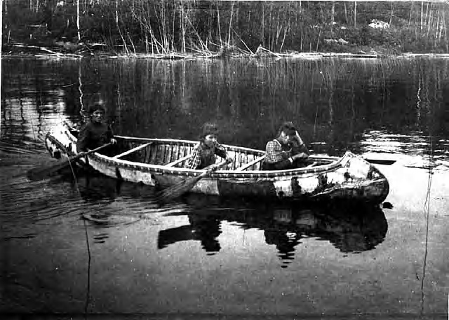 The Ojibwe observed a cycle of seasons as they hunted and gathered throughout their land.
